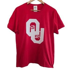 Oklahoma University OU T-Shirt Mens Medium Red White Only One Horns Down Sooners